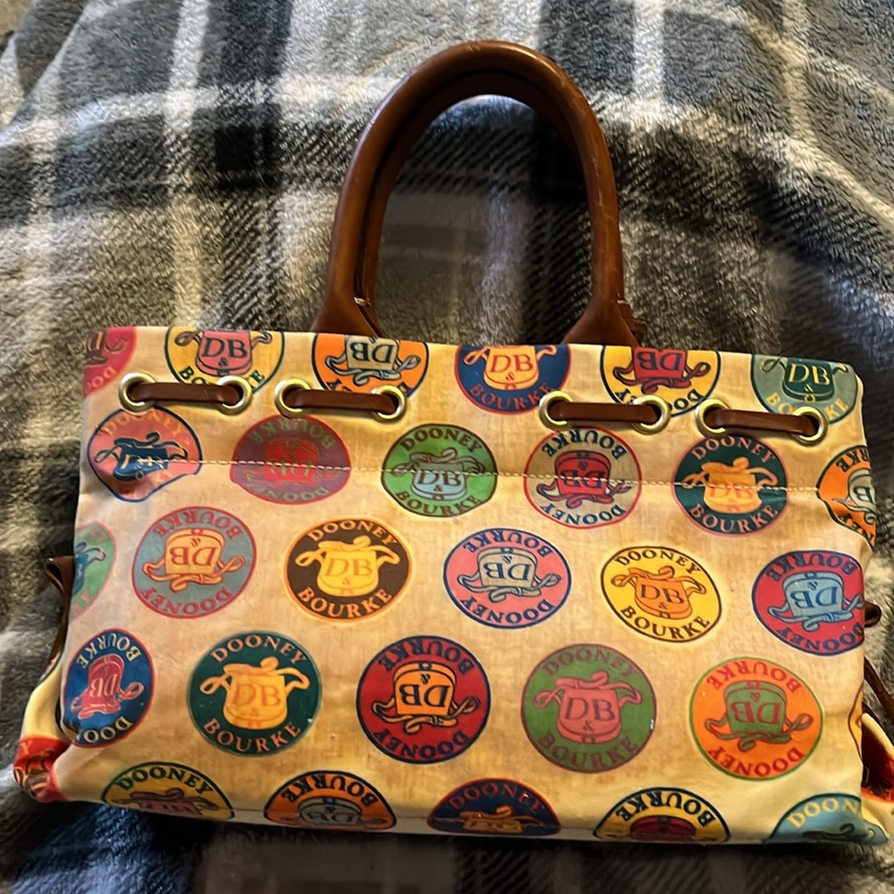 Vintage Dooney & Bourke - Picture 4 of 10